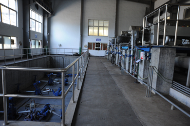 離心機供料泵3.jpg 離心機供料泵3.jpg