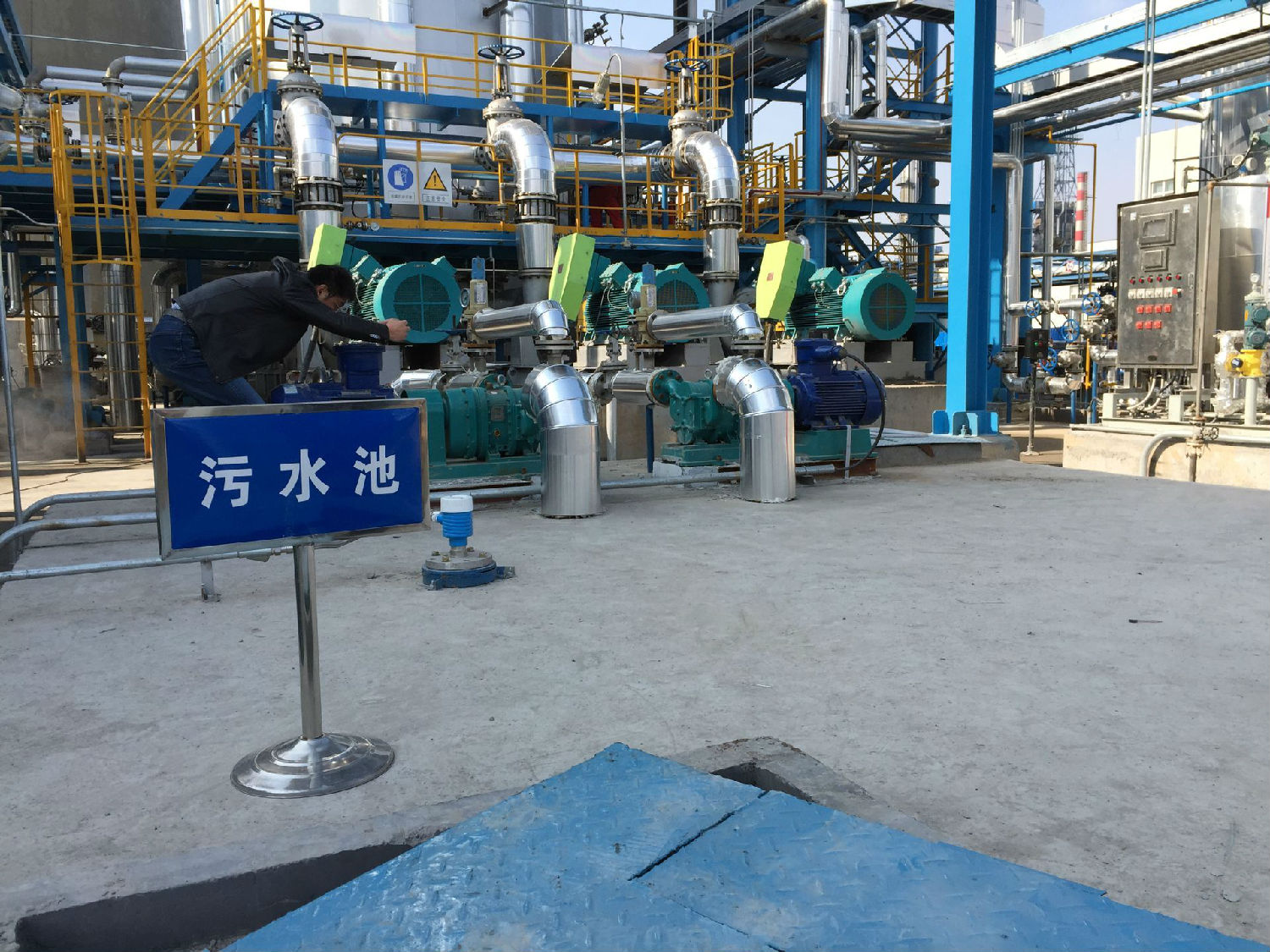 煙氣脫硫脫硝處理配套設(shè)備--凸輪轉(zhuǎn)子泵 煙氣脫硫脫硝處理配套設(shè)備--凸輪轉(zhuǎn)子泵